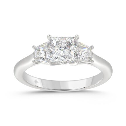 14K WHITE GOLD 1 5/8CT PRINCESS/TRAPEZOID DIAMOND LADIES RING (CENTER STONE PRINCESS DIAMOND 1 1/5CT)