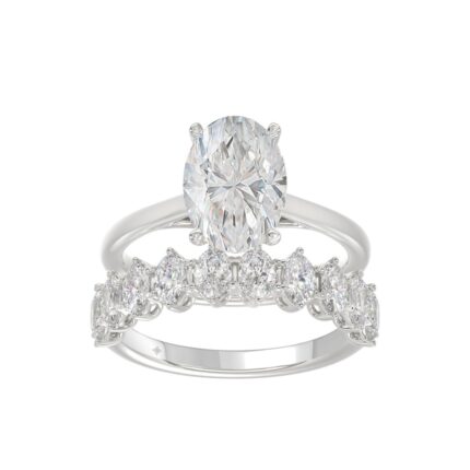 14K WHITE GOLD 4 1/2CT ROUND/OVAL DIAMOND LADIES BRIDAL SET (CENTER STONE OVAL DIAMOND 3.00CT)